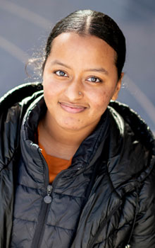 Duaa-Katabay-23 Head shot of Duaa Katabay '23